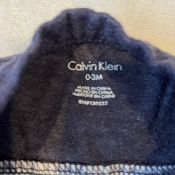 Calvin Klein Matching Set - Picture 5 of 12